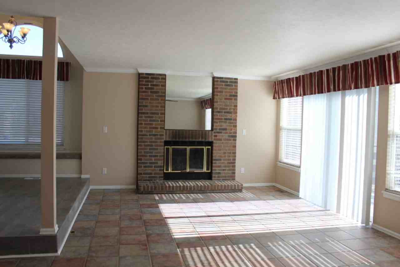 10440 W 85th Pl - Photo 2 of 28