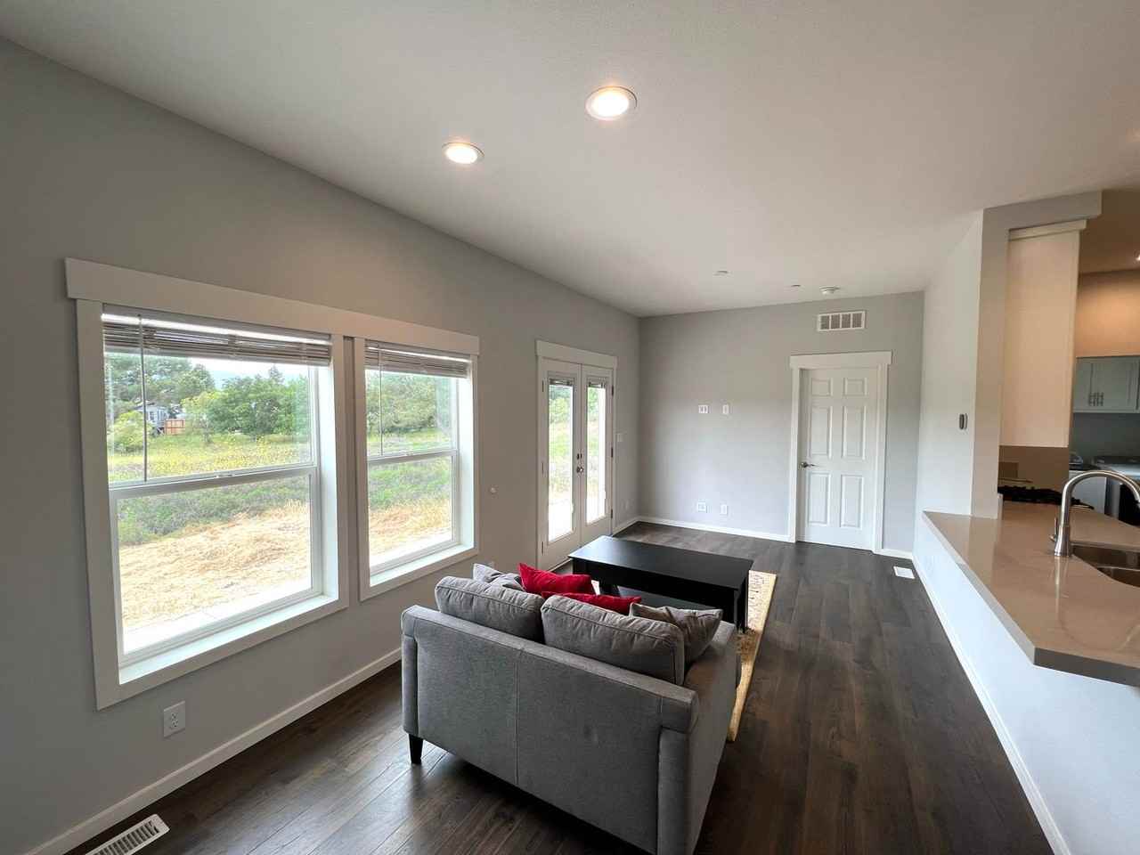 1580B Jennilsa Ln - Photo 3 of 11