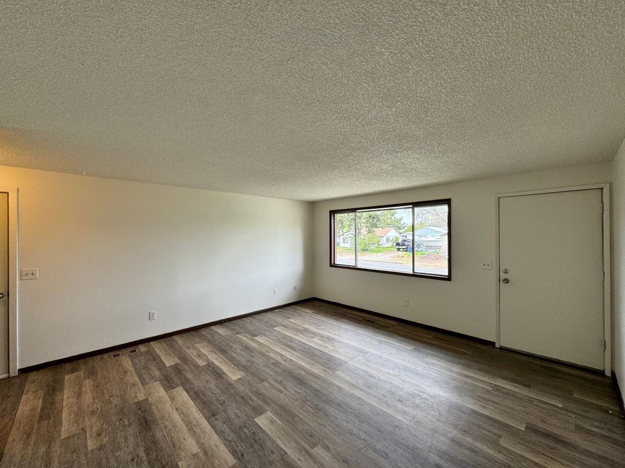 1226 E North Ave #1226 - Photo 2 of 14
