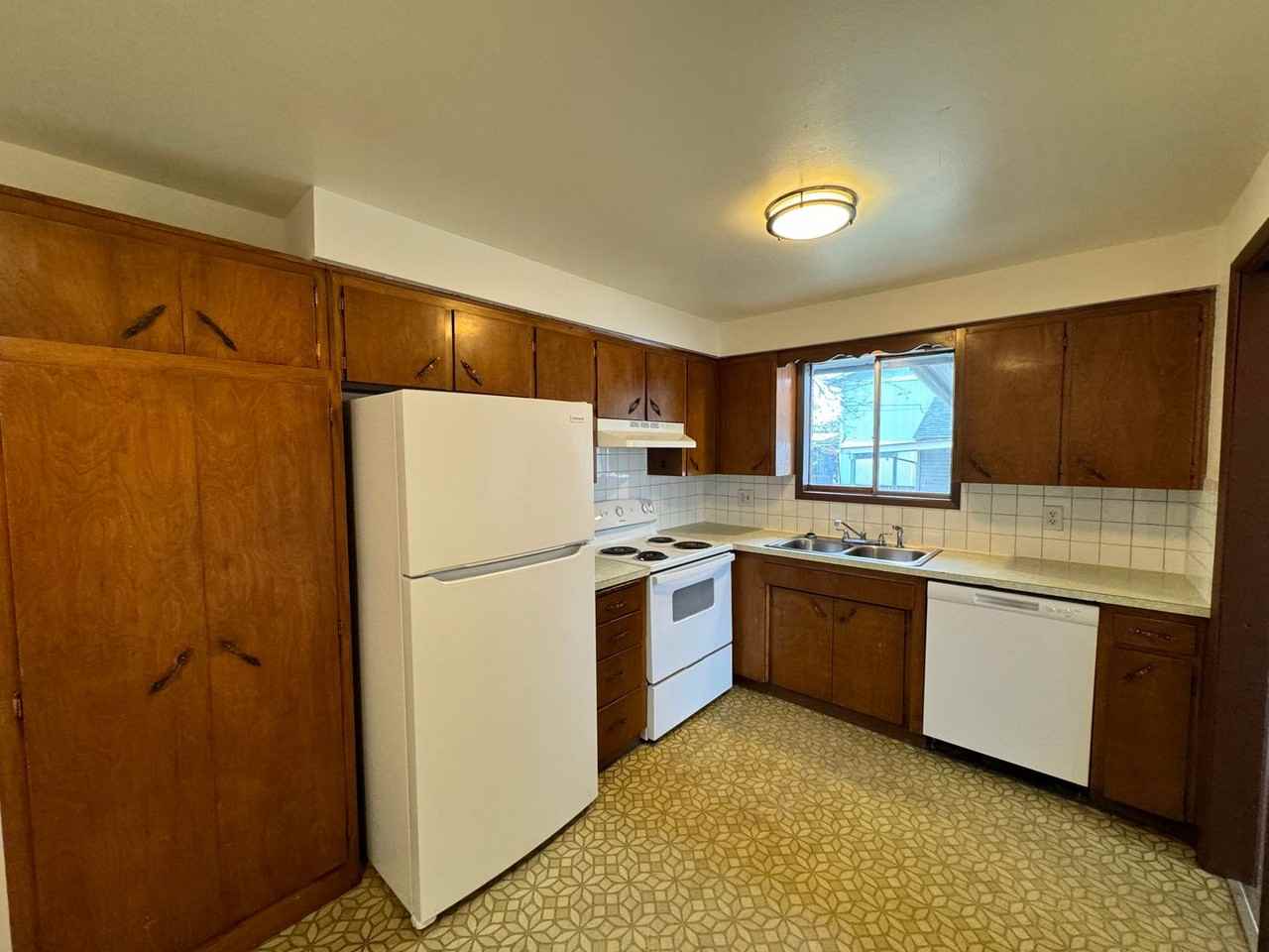 1226 E North Ave #1226 - Photo 5 of 14