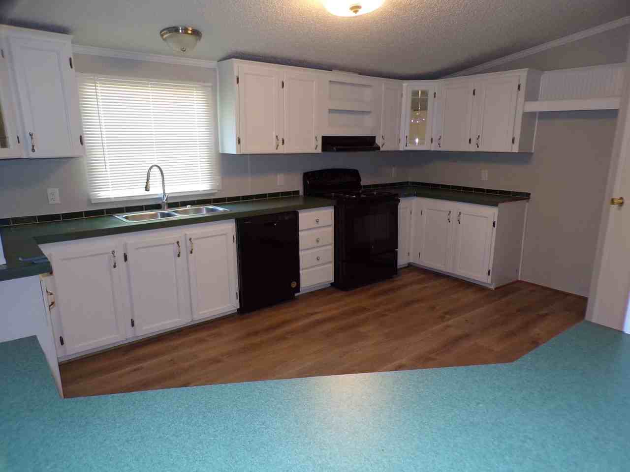 1090 County Road 188 - Photo 2 of 13