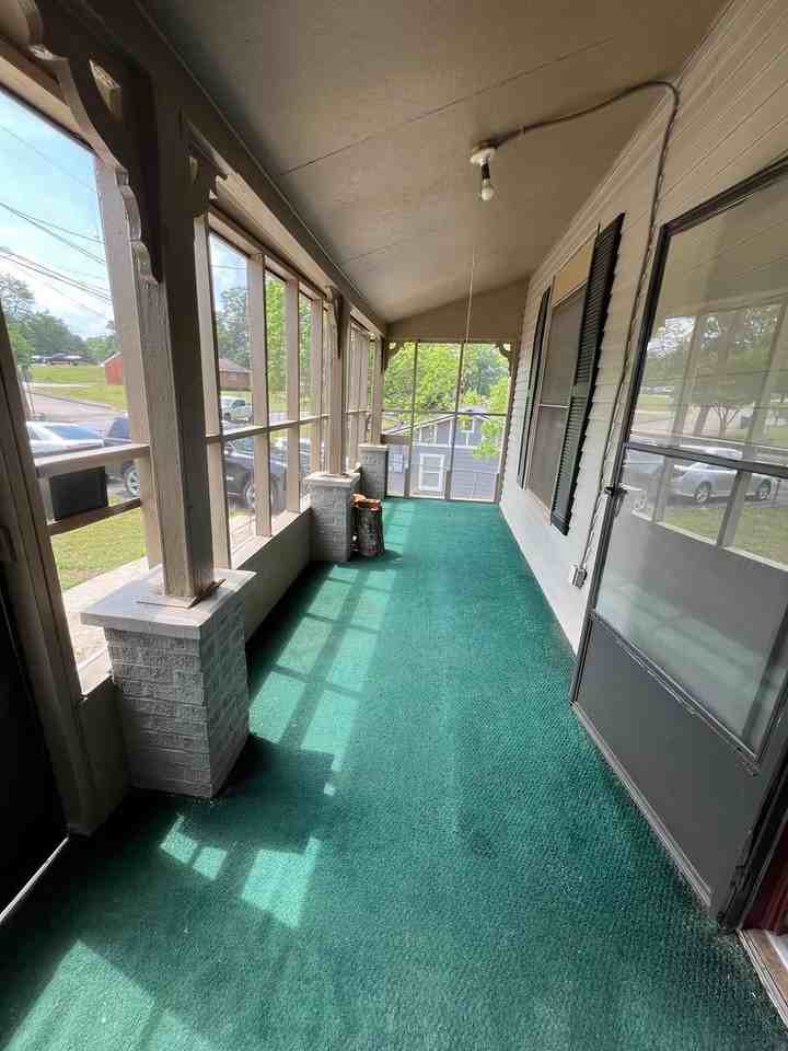 134 Herman St - Photo 2 of 14