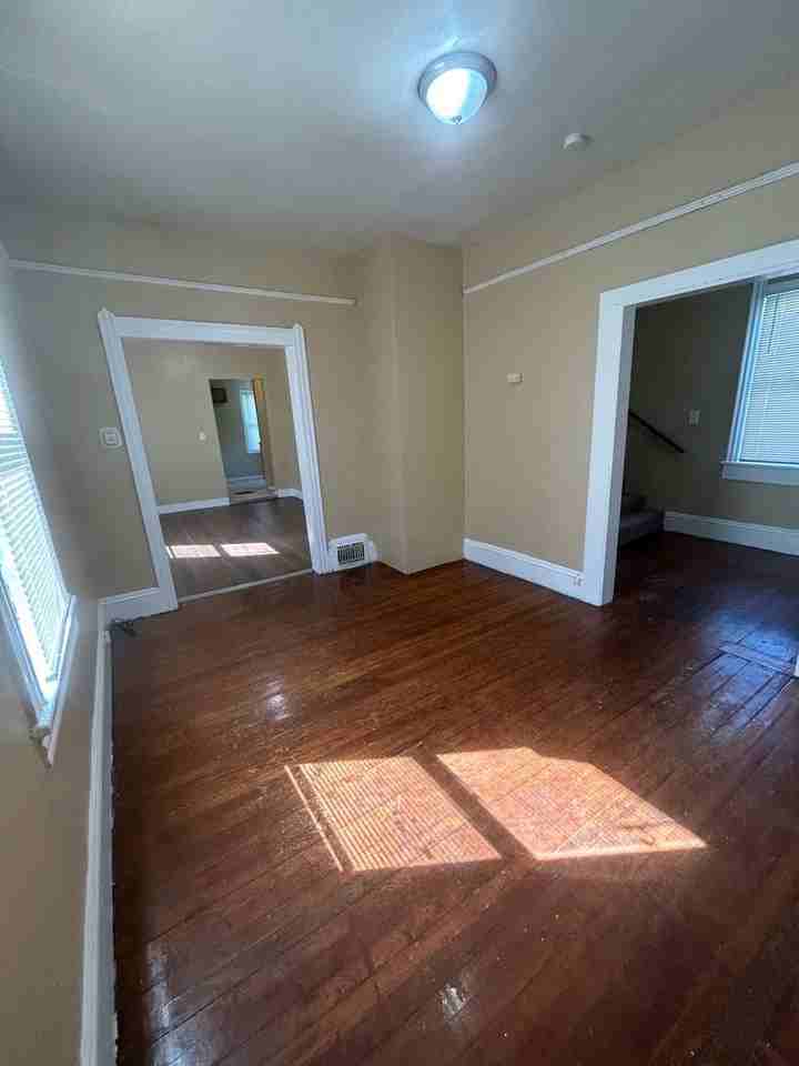 15106 Ohio Ave - Photo 2 of 17