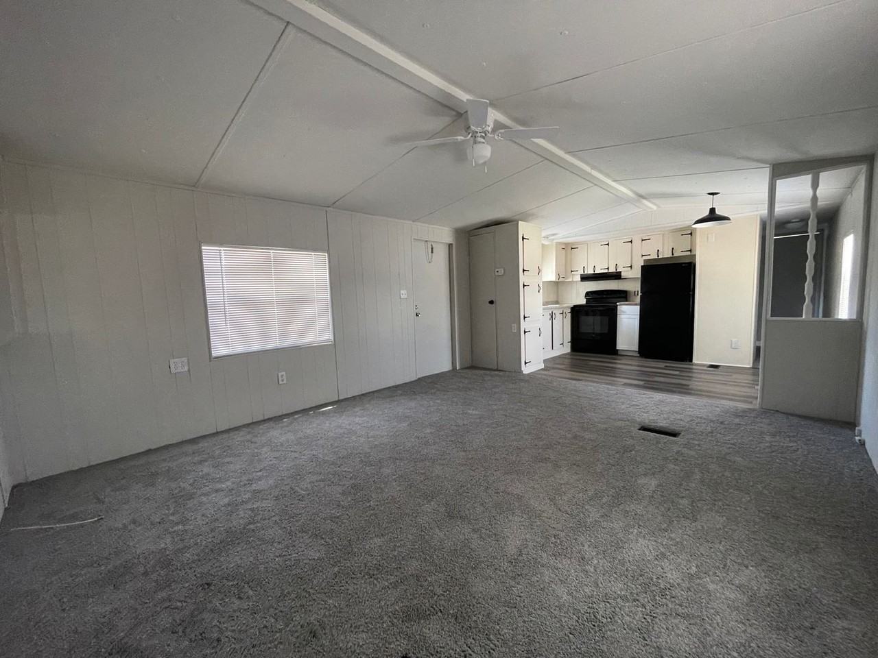 12620 Orange Lake Dr - Photo 2 of 10