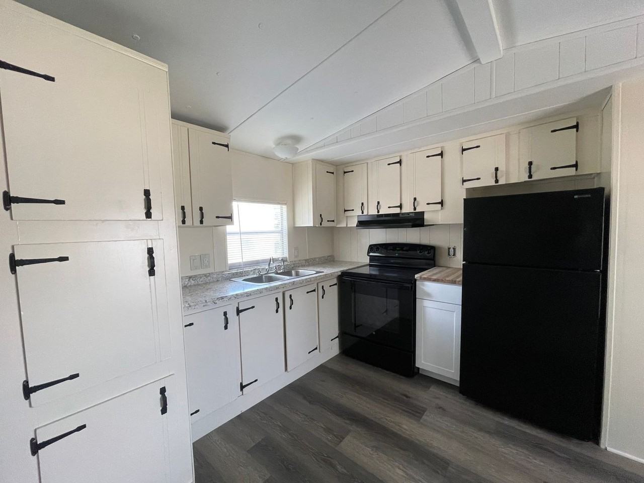 12620 Orange Lake Dr - Photo 4 of 10