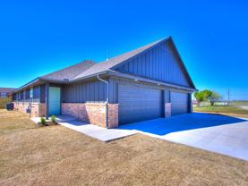 1543 Pavy Pkwy - Photo 1 of 1