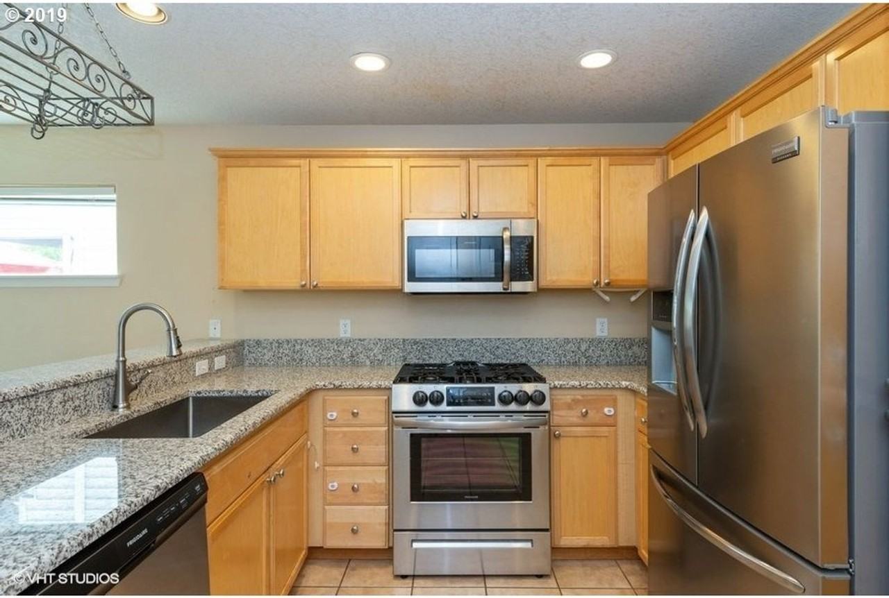 6534 Nw Connery Ter - Photo 4 of 17