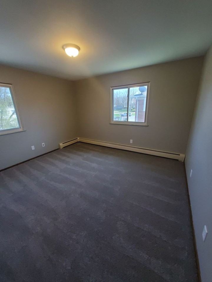 3566 Municipal Dr. (8 Unit) - Photo 3 of 5