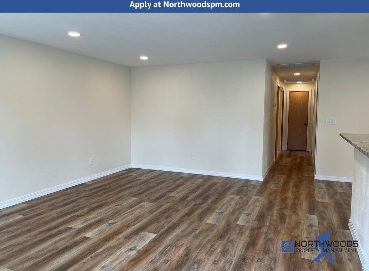 549 Glenn Way - Photo 3 of 25