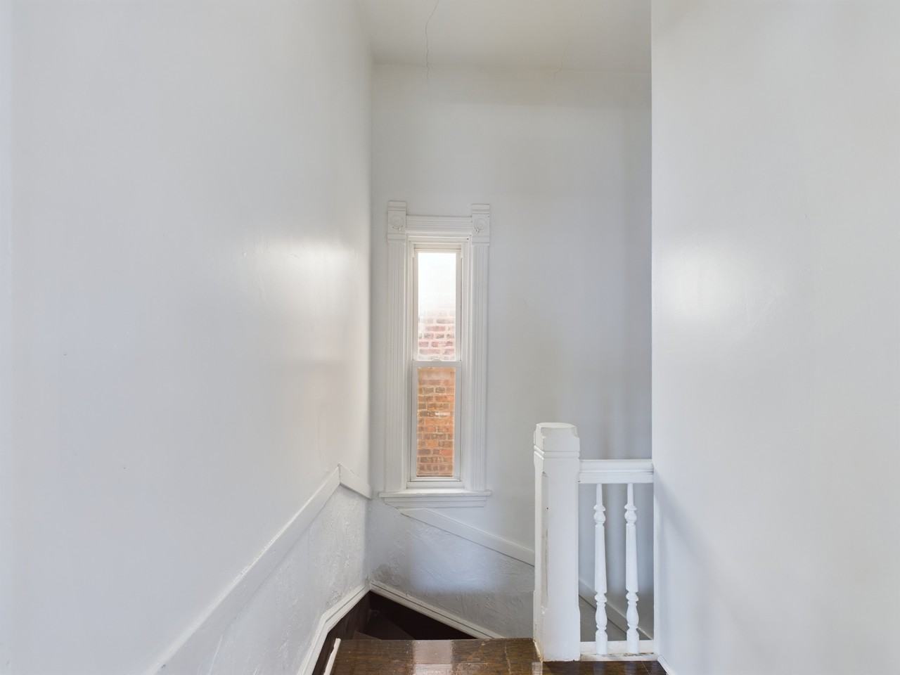 1124 S Sacramento Blvd #1 - Photo 3 of 13