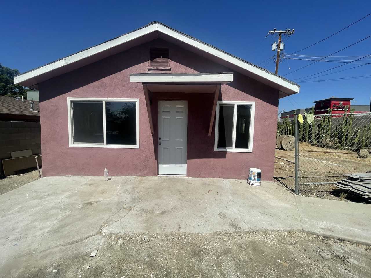1110 Normandy Dr #1-2 - Photo 3 of 10
