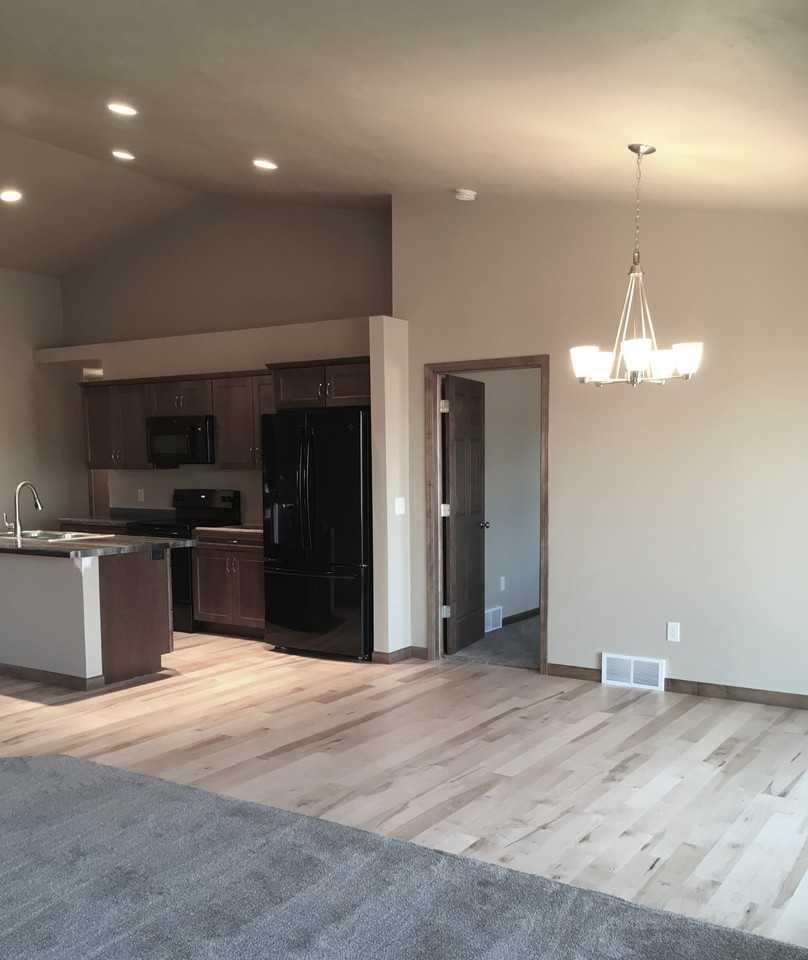 809 S Mill St #NA - Photo 2 of 5