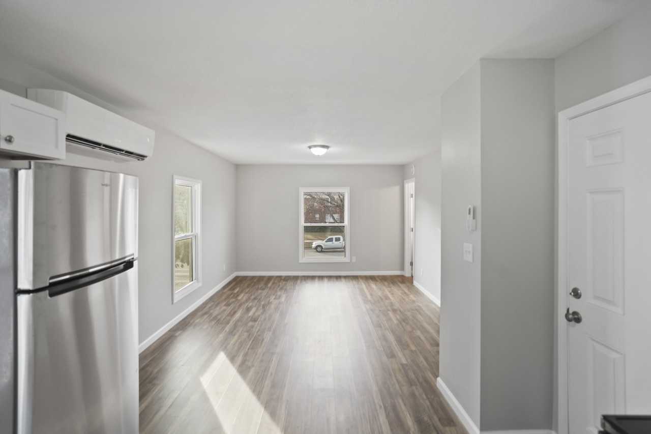 1248 Sw Topeka Blvd #2A - Photo 7 of 10