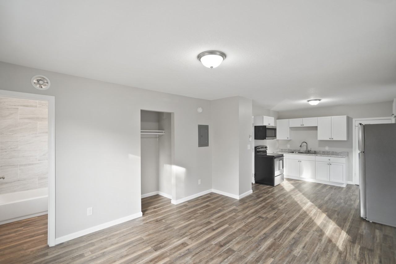 1248 Sw Topeka Blvd #2A - Photo 6 of 10