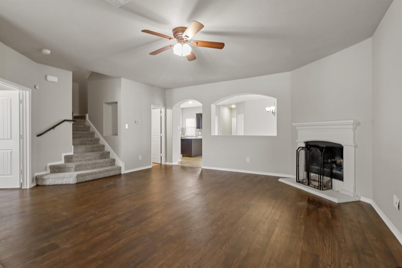 5417 Beacon Ln #1 - Photo 3 of 32