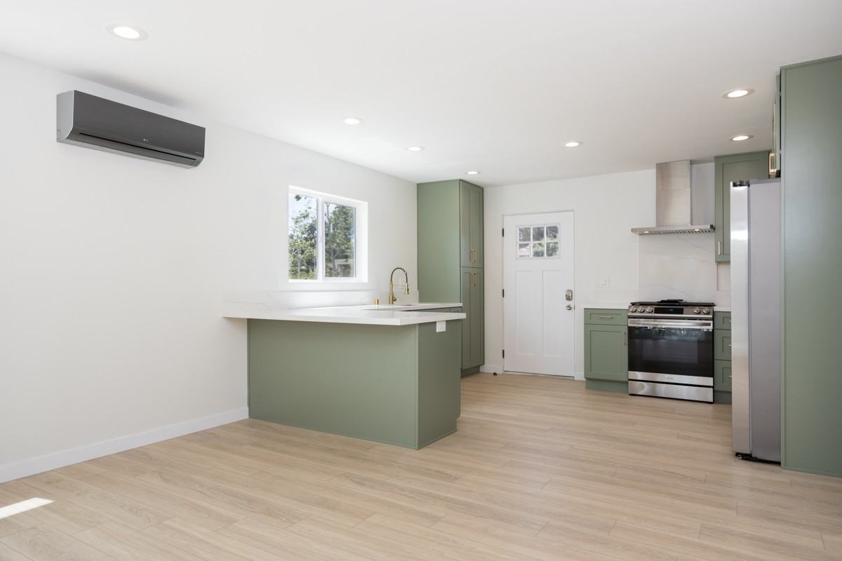 5855 Pawnee Dr #B - Photo 5 of 40