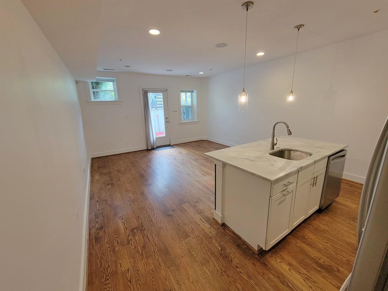 1447 Girard St Nw #1 - Photo 6 of 23