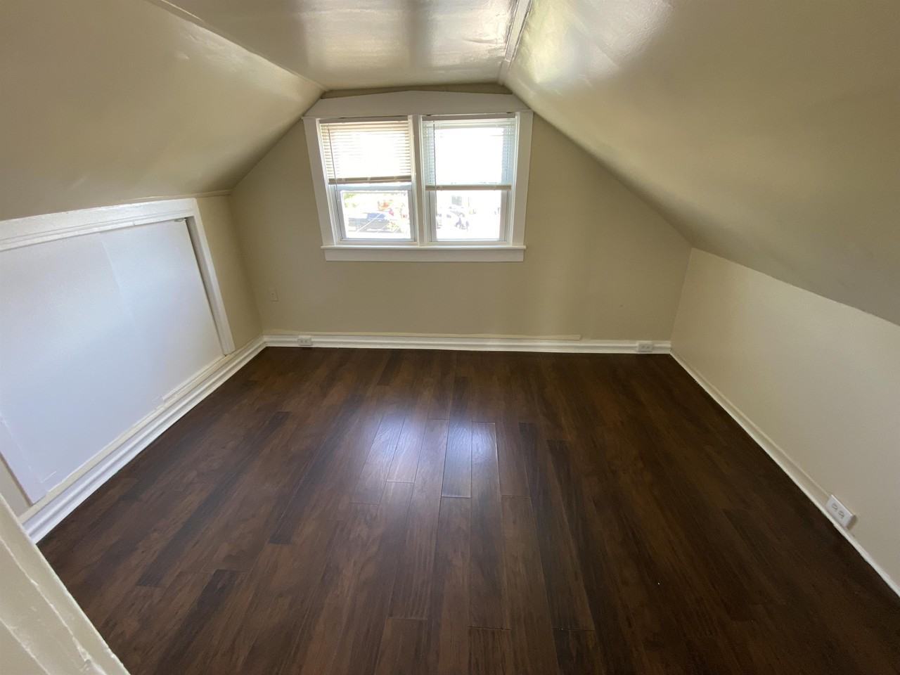 6021 Upsal Street #B - Photo 5 of 10