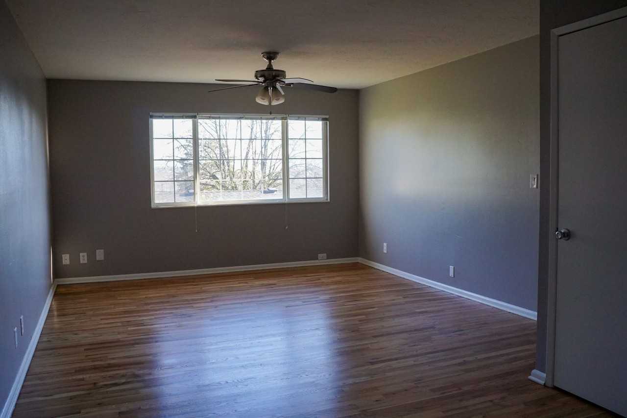 5025 S Corbett Ave #15 - Photo 3 of 20