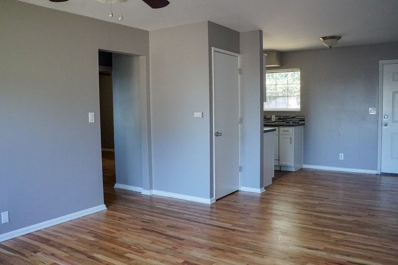 5025 S Corbett Ave #15 - Photo 5 of 20