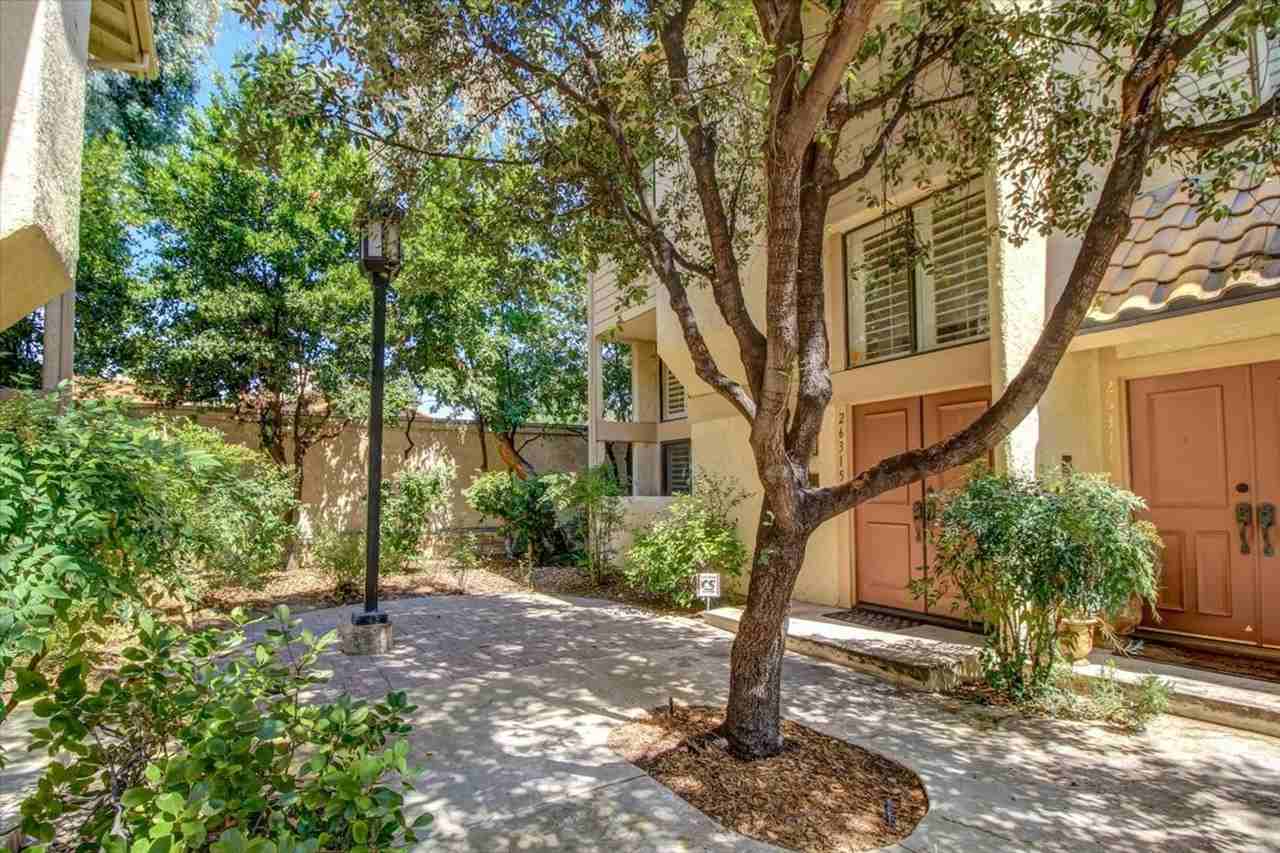 26315 W Bravo Ln - Photo 2 of 21