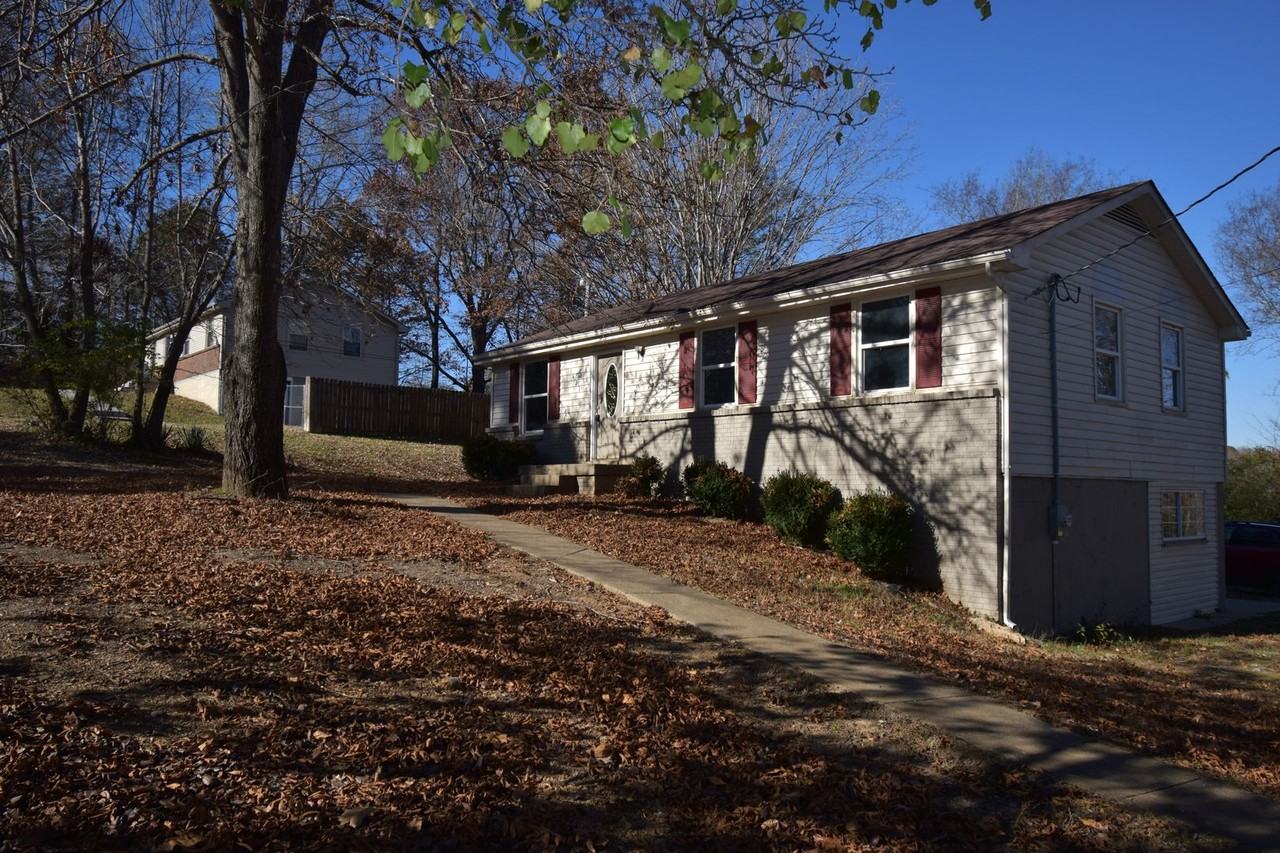 1421 1421 Richmond Place - Photo 4 of 28