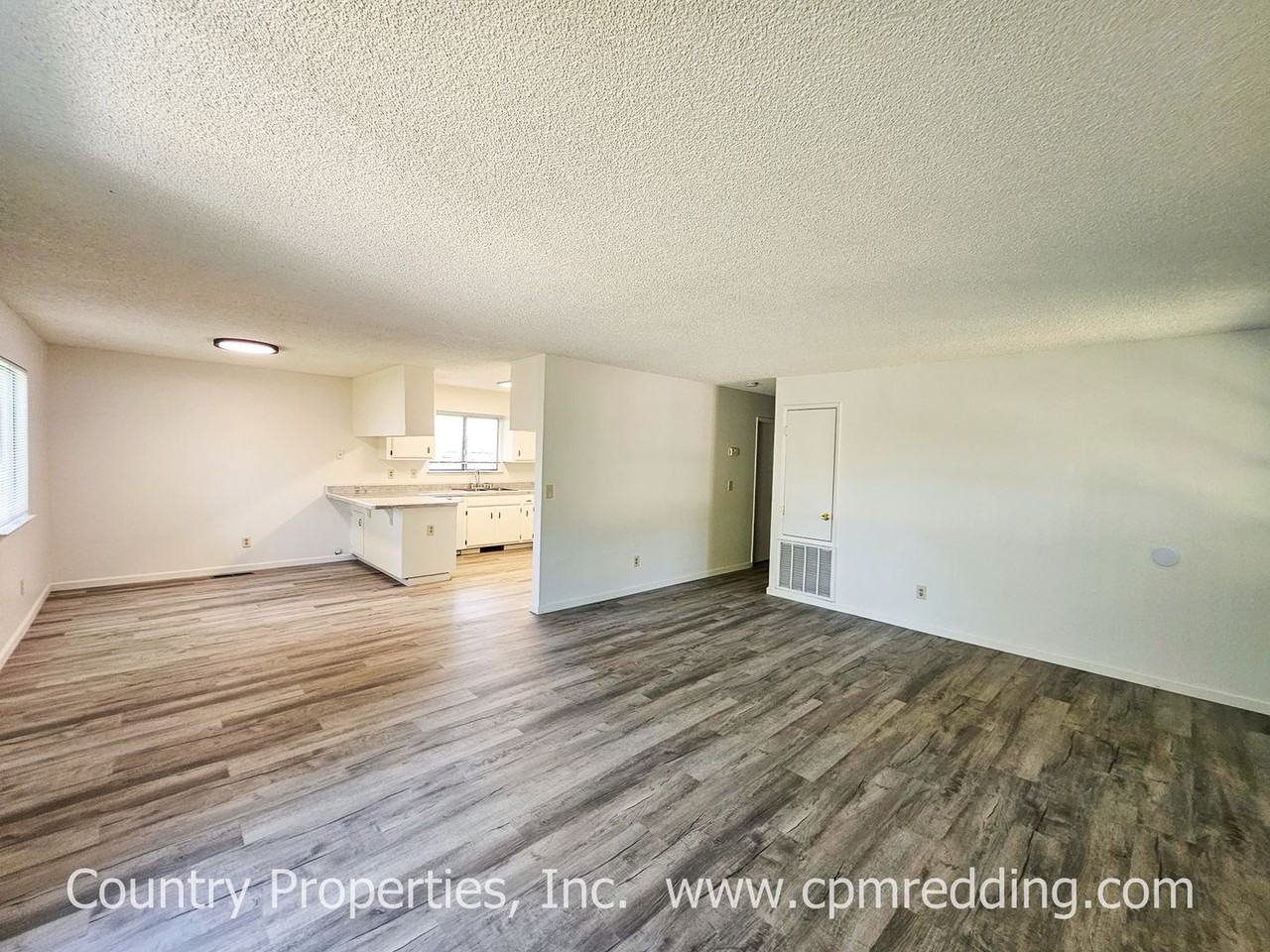 1330 Riviera Dr - Photo 2 of 19