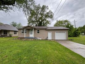 631 N Brown Ave - Photo 1 of 1