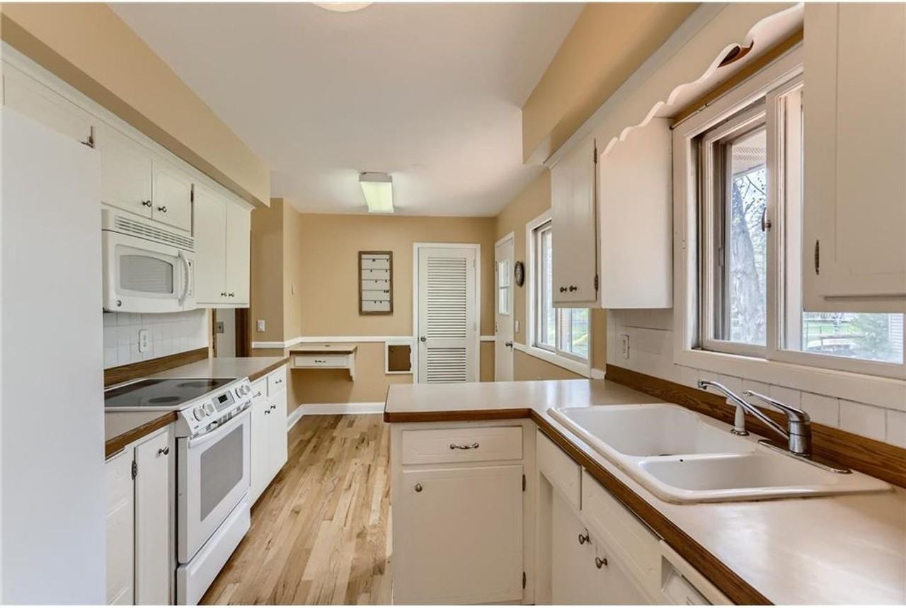 4525 Nevada Ave N - Photo 2 of 14