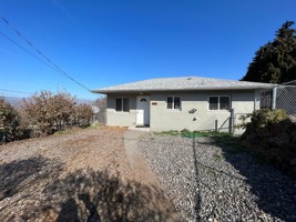 featured image of 2217 E 14th St