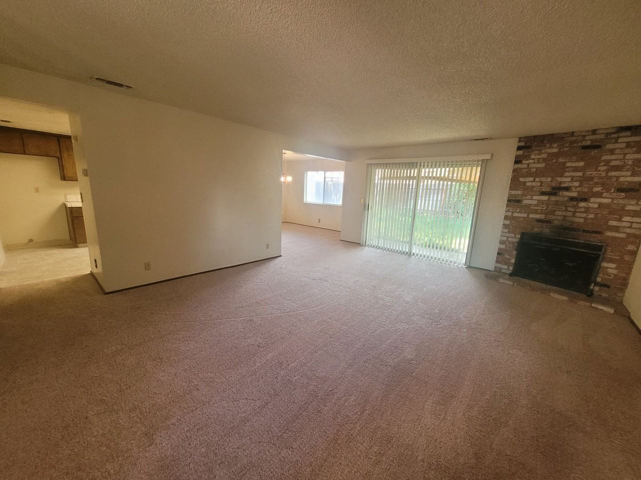 1189 Green Hill Dr - Photo 3 of 29