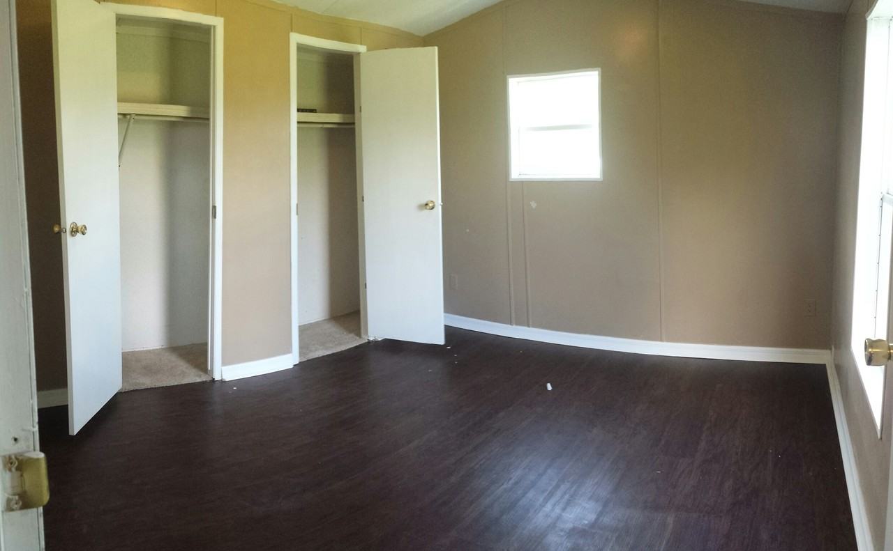 8025 Los Robles Dr - Photo 2 of 12