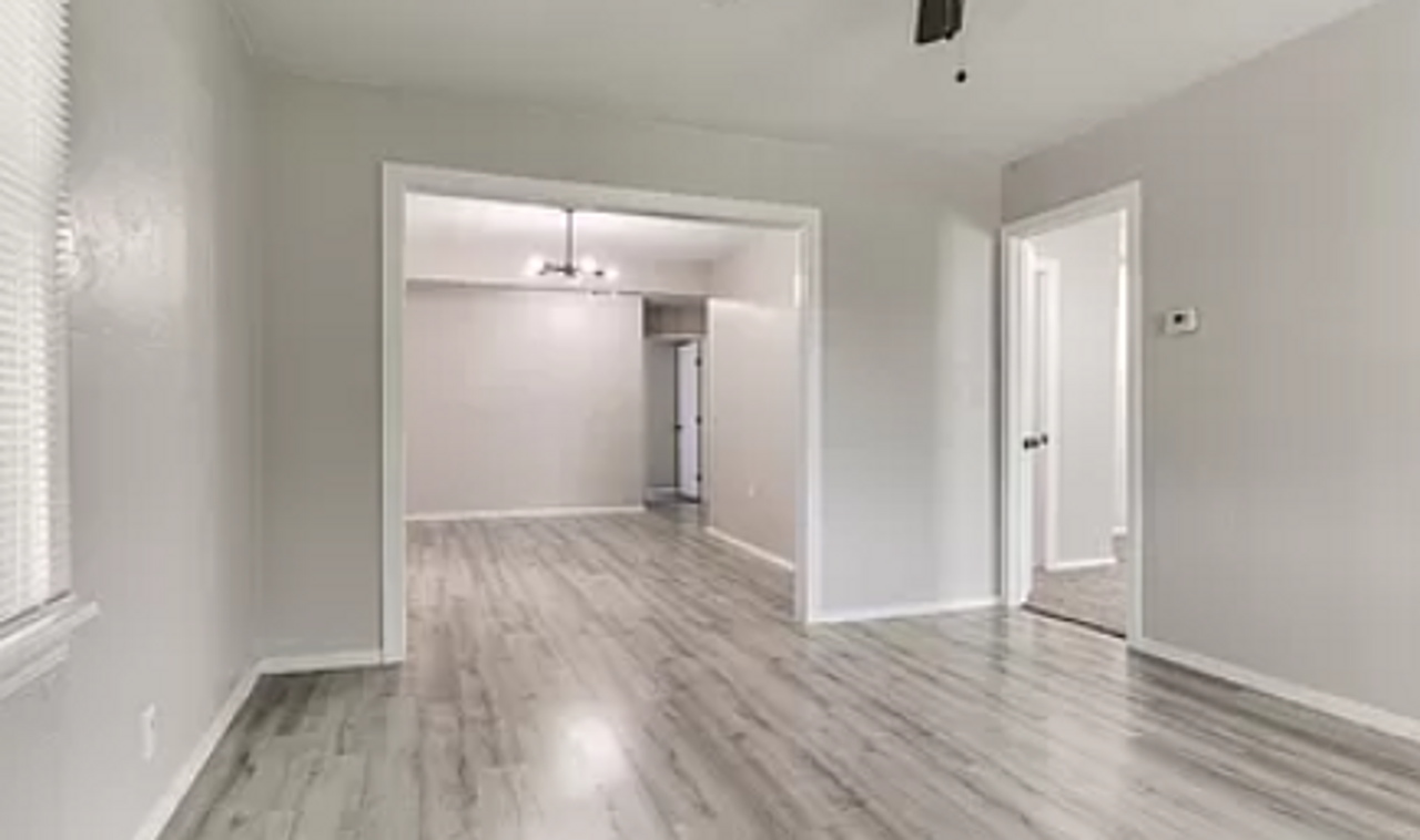 2813 Ne Success St - Photo 3 of 28