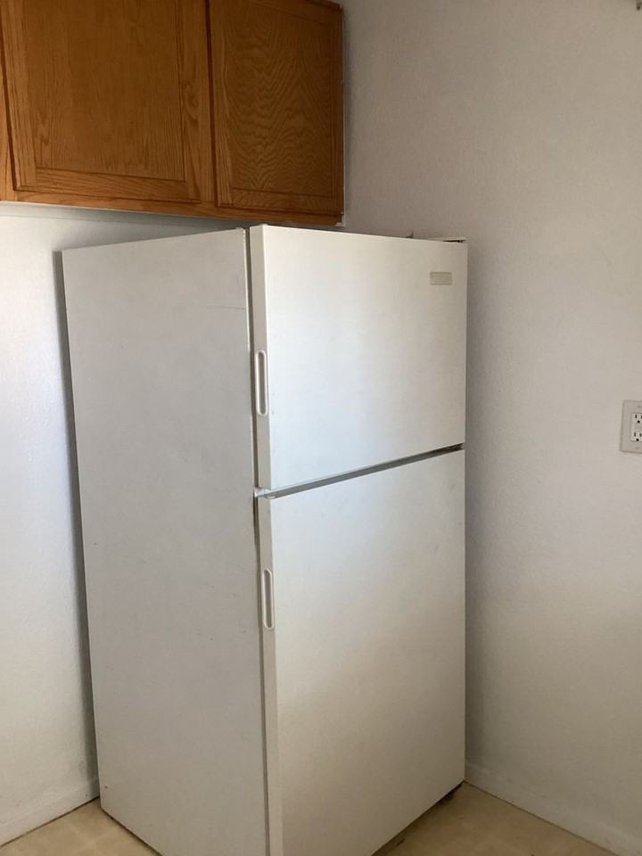 1020 W 3rd St #A - Photo 5 of 13