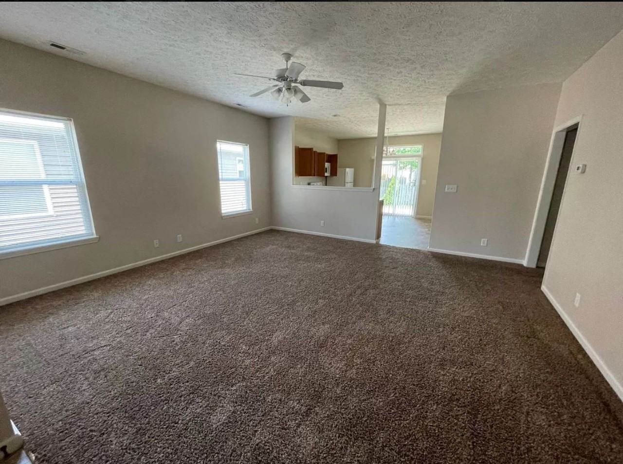 5678 Dunston Dr - Photo 3 of 15