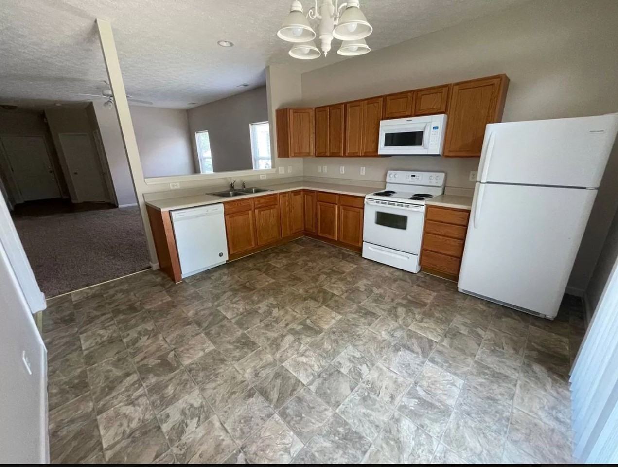 5678 Dunston Dr - Photo 5 of 15