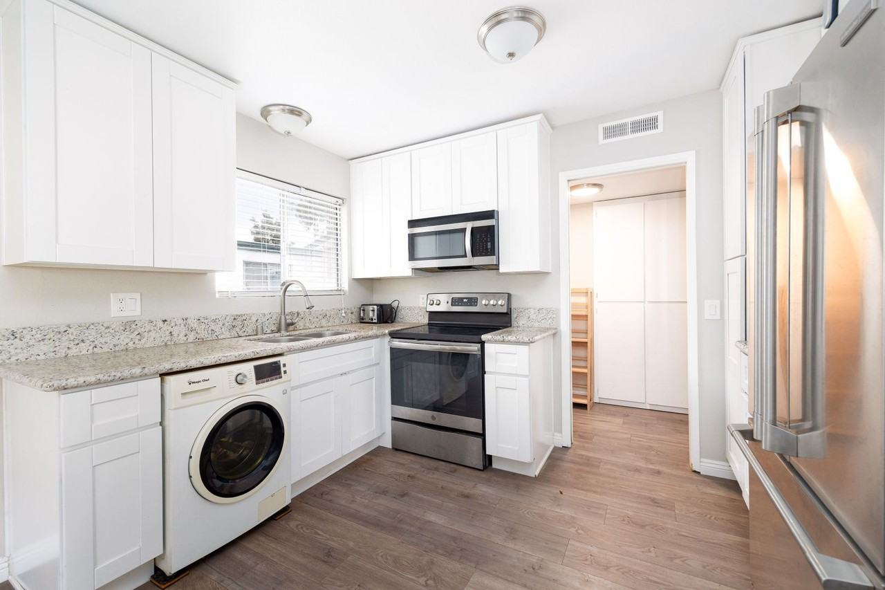 1811 Grand Avenue #90 - Photo 5 of 21