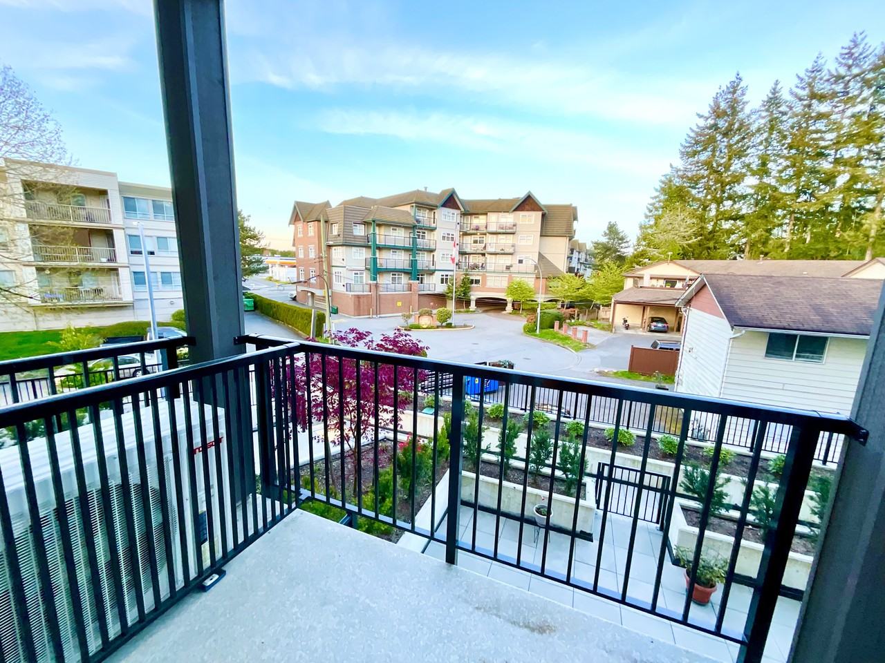 5420 208 Street #208