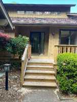 featured image of 1103 Red Oak Dr