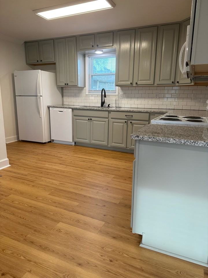 5149 Honeysuckle Ln E #NA - Photo 5 of 17
