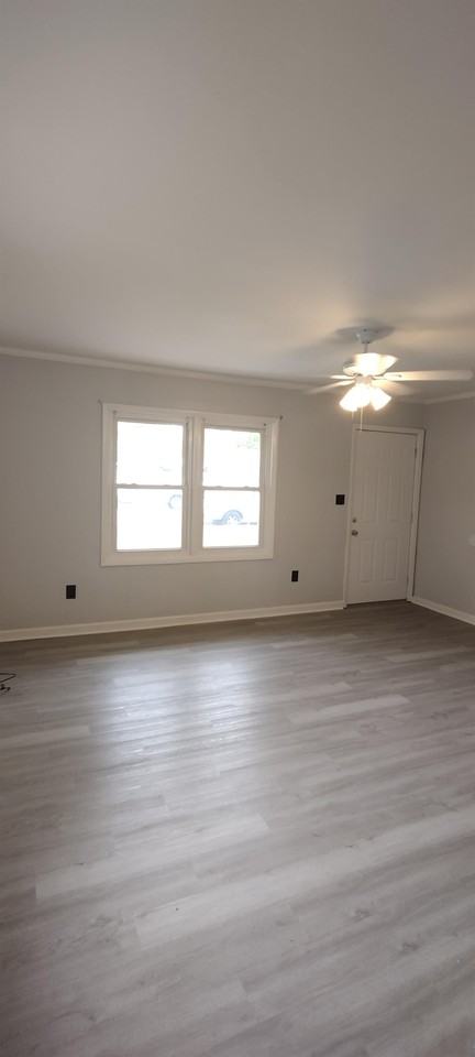 1485 Morgan Dr #1 - Photo 4 of 16