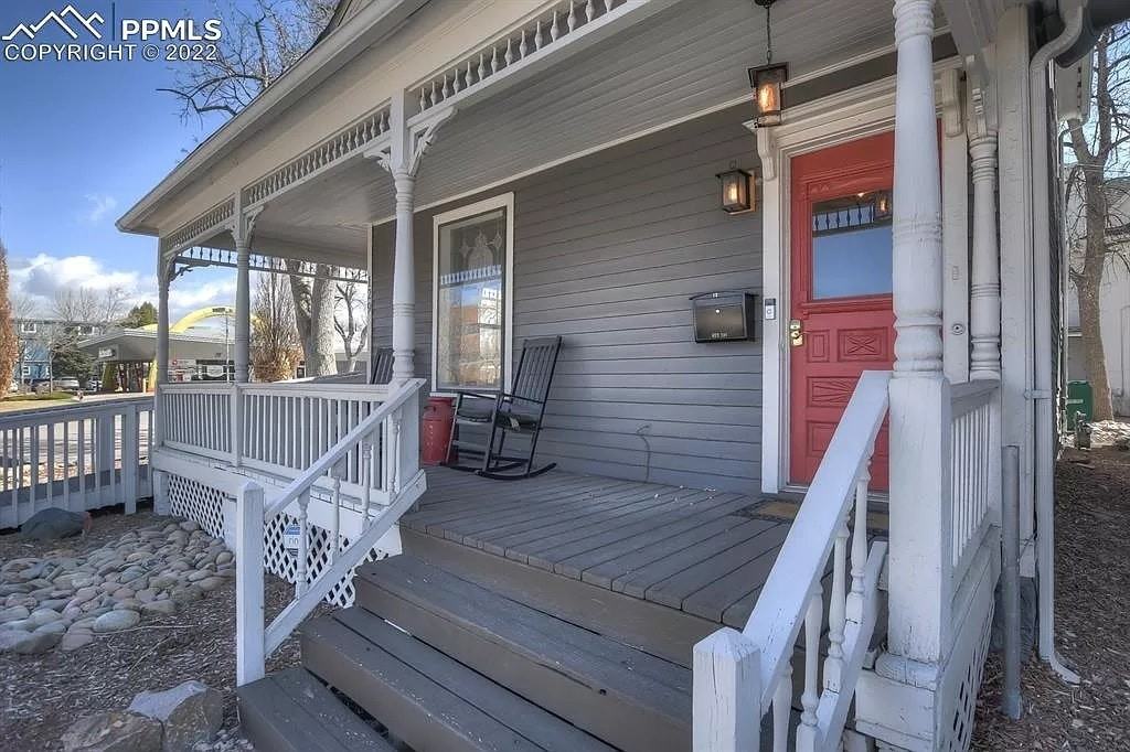 129 North Wahsatch Avenue, Unit B - Photo 2 of 17