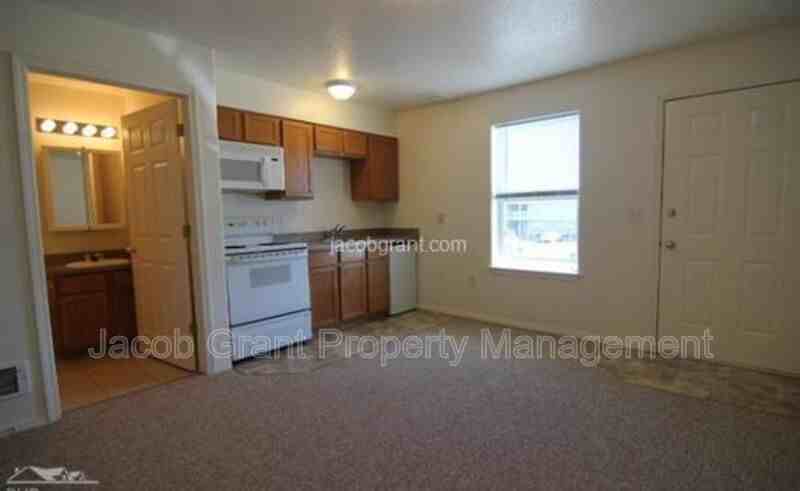 1378 Curlew Dr #226 - Photo 4 of 9