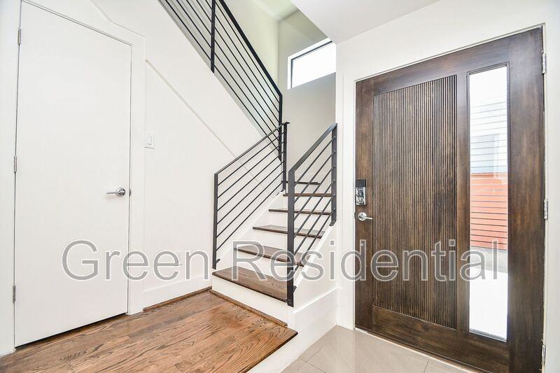1004 Cleveland St - Photo 2 of 27
