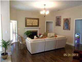 2295 Muscadine Ct - Photo 3 of 15