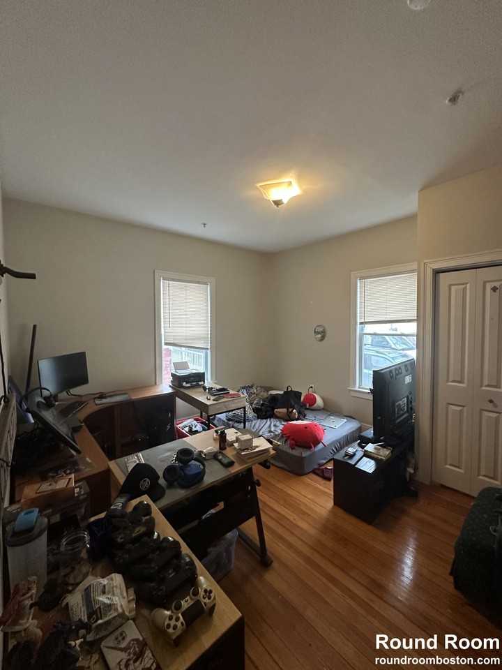 171 Walnut St #2 - Photo 6 of 13