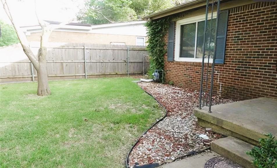 401 Hillcrest Ave - Photo 2 of 8
