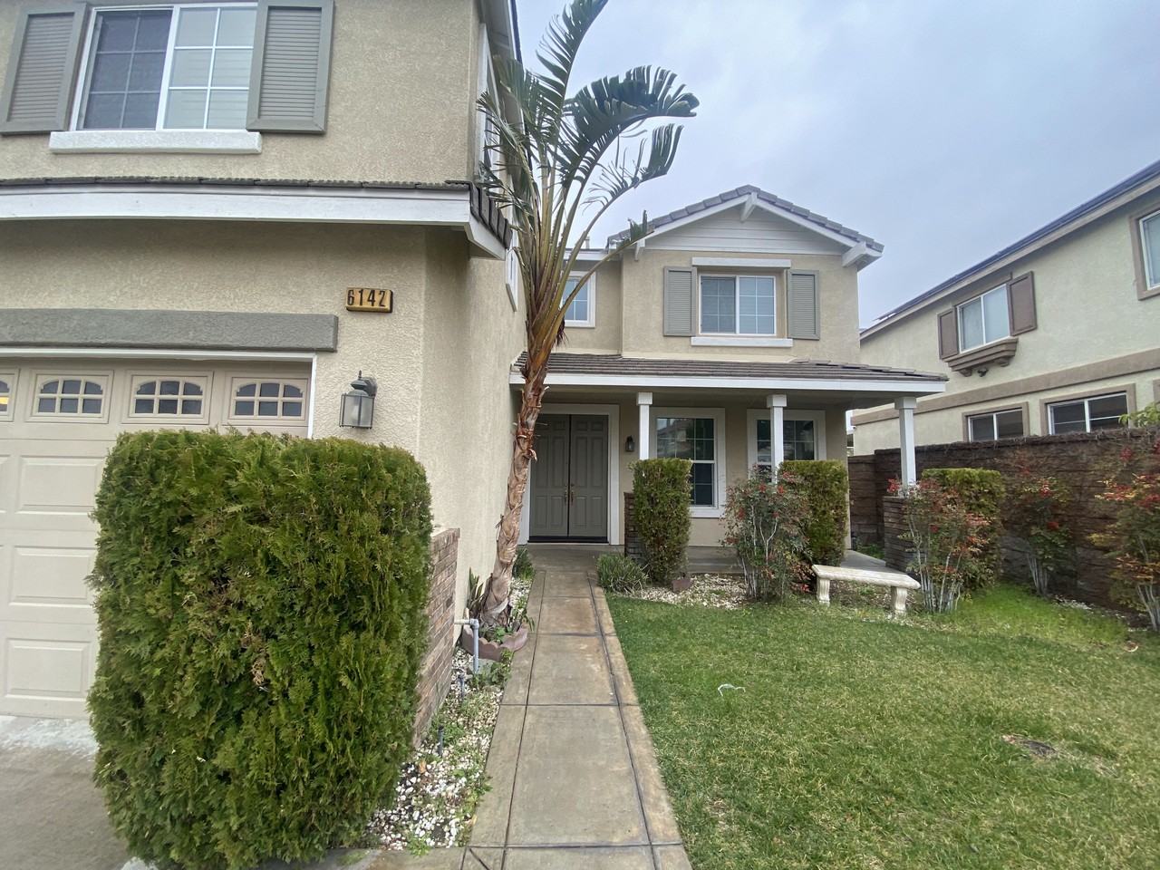 6142 Chantel Dr - Photo 2 of 34