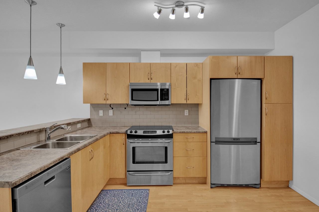 9301 Sherridon Dr #109 - Photo 3 of 45