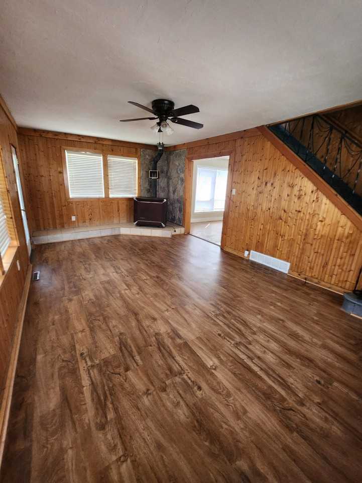 4586 60th St - Photo 3 of 27